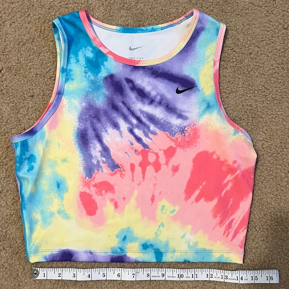 NWOT Nike Tie-Die training tank top